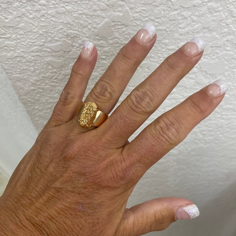 Kendra Scott ring rose gold with drusy quartz